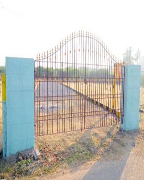 alt image